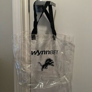 Clear tote handbag lions logo Wynnbett bag perfect for stadium since it’s clear